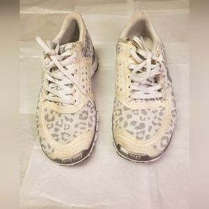 Nike Free 5.0 White Leopard Pack Size 7.5